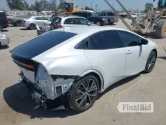 2025 Toyota Prius LE