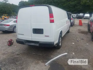 2020 GMC Savana Cargo
