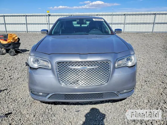 2016 Chrysler 300 C