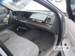 2002 Ford Crown Victoria Standard
