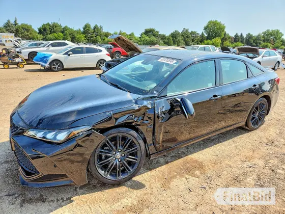 2022 Toyota Avalon Hybrid XSE Nightshade