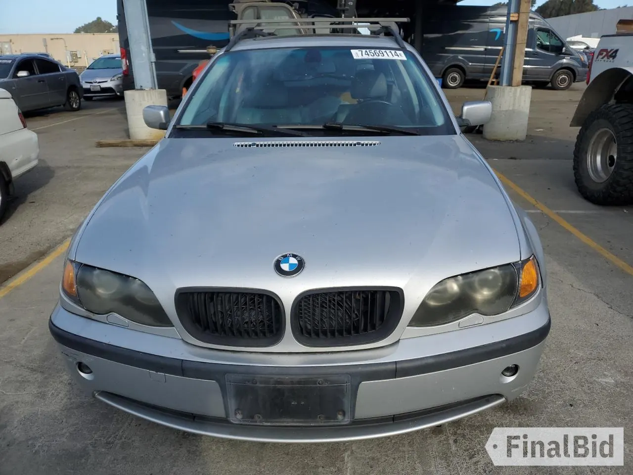 2003 BMW 3 Series 325xi
