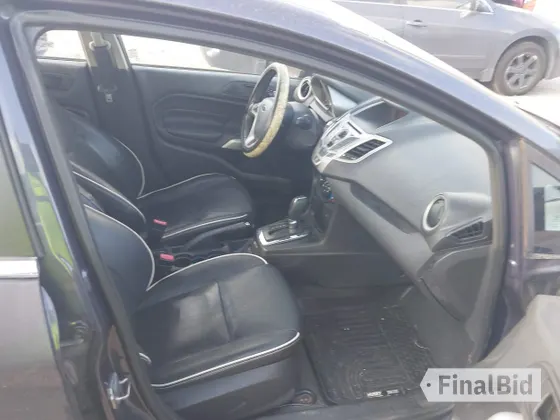2013 Ford Fiesta Titanium