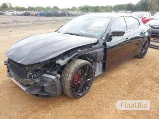 2022 Maserati Ghibli Modena Q4