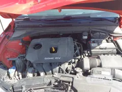 2019 Hyundai Veloster