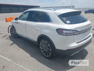 2019 Lincoln Nautilus Reserve