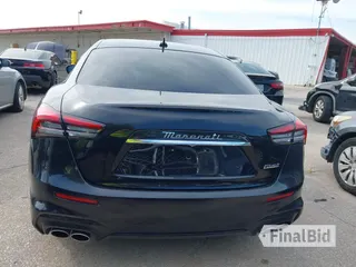 2022 Maserati Ghibli Modena