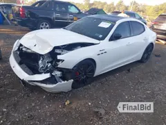 2022 Maserati Ghibli Modena Q4