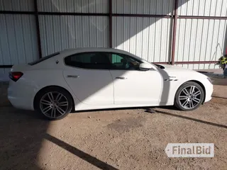 2022 Maserati Ghibli Modena
