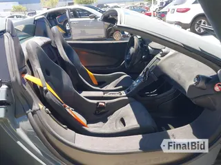 2016 McLaren 675LT