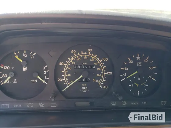 1987 Mercedes-Benz 300