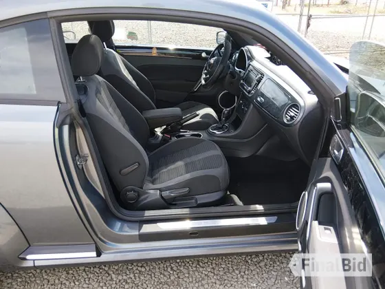 2013 Volkswagen Beetle Turbo