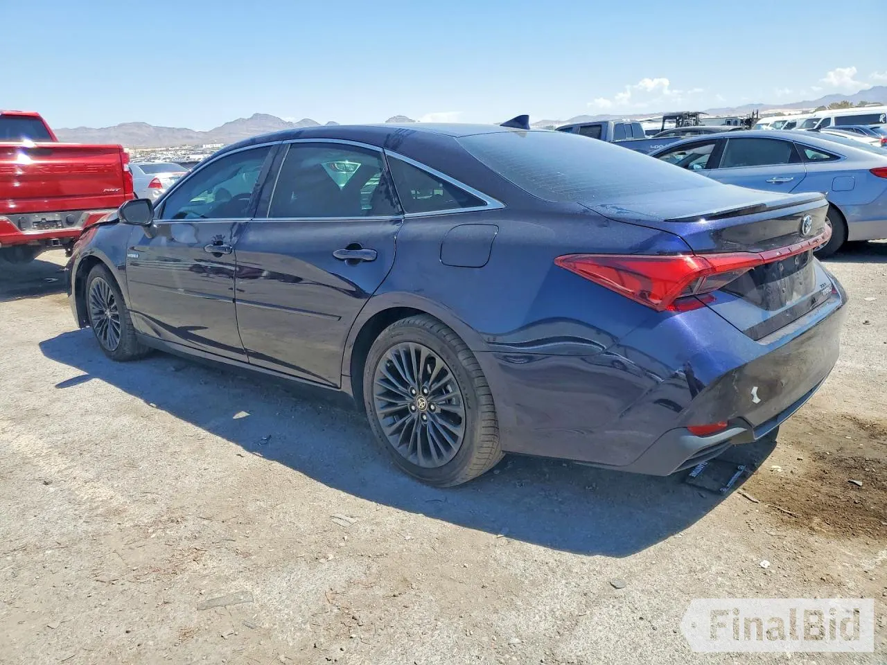 2021 Toyota Avalon Hybrid XSE