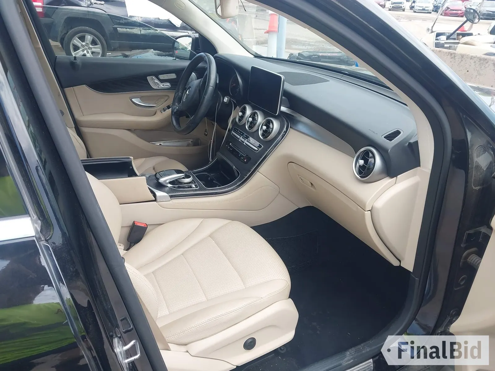 2016 Mercedes-Benz GLC 300