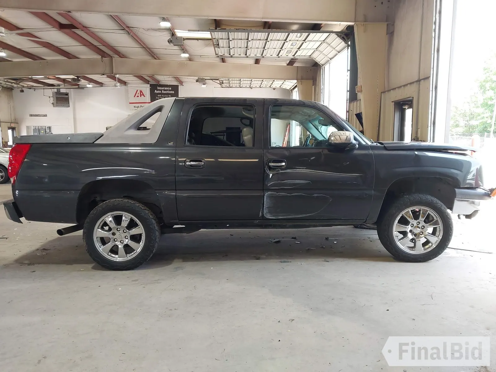 2006 Chevrolet Avalanche LS