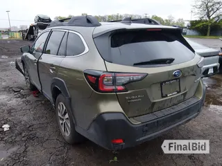 2025 Subaru Outback Premium