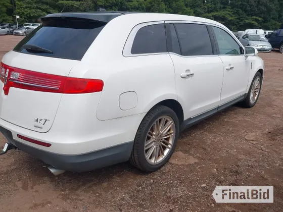 2013 Lincoln MKT EcoBoost