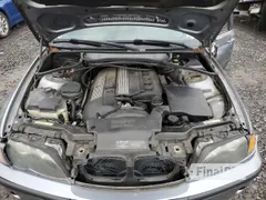 2003 BMW 3 Series 325xi