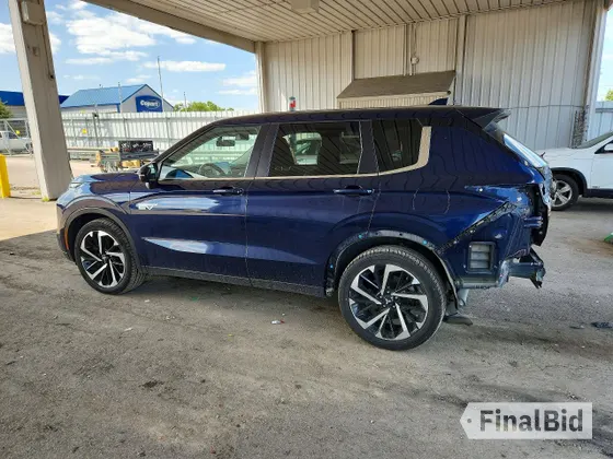 2024 Mitsubishi Outlander SE