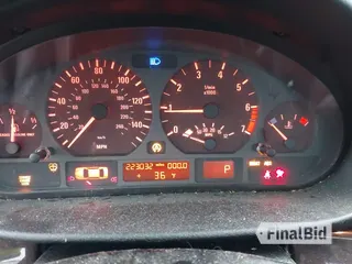 2003 BMW 3 Series 325xi