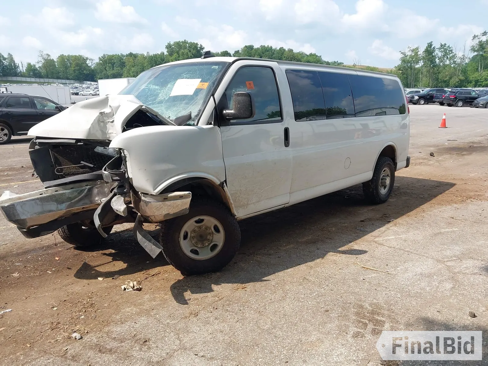 2020 Chevrolet Express Passenger LT