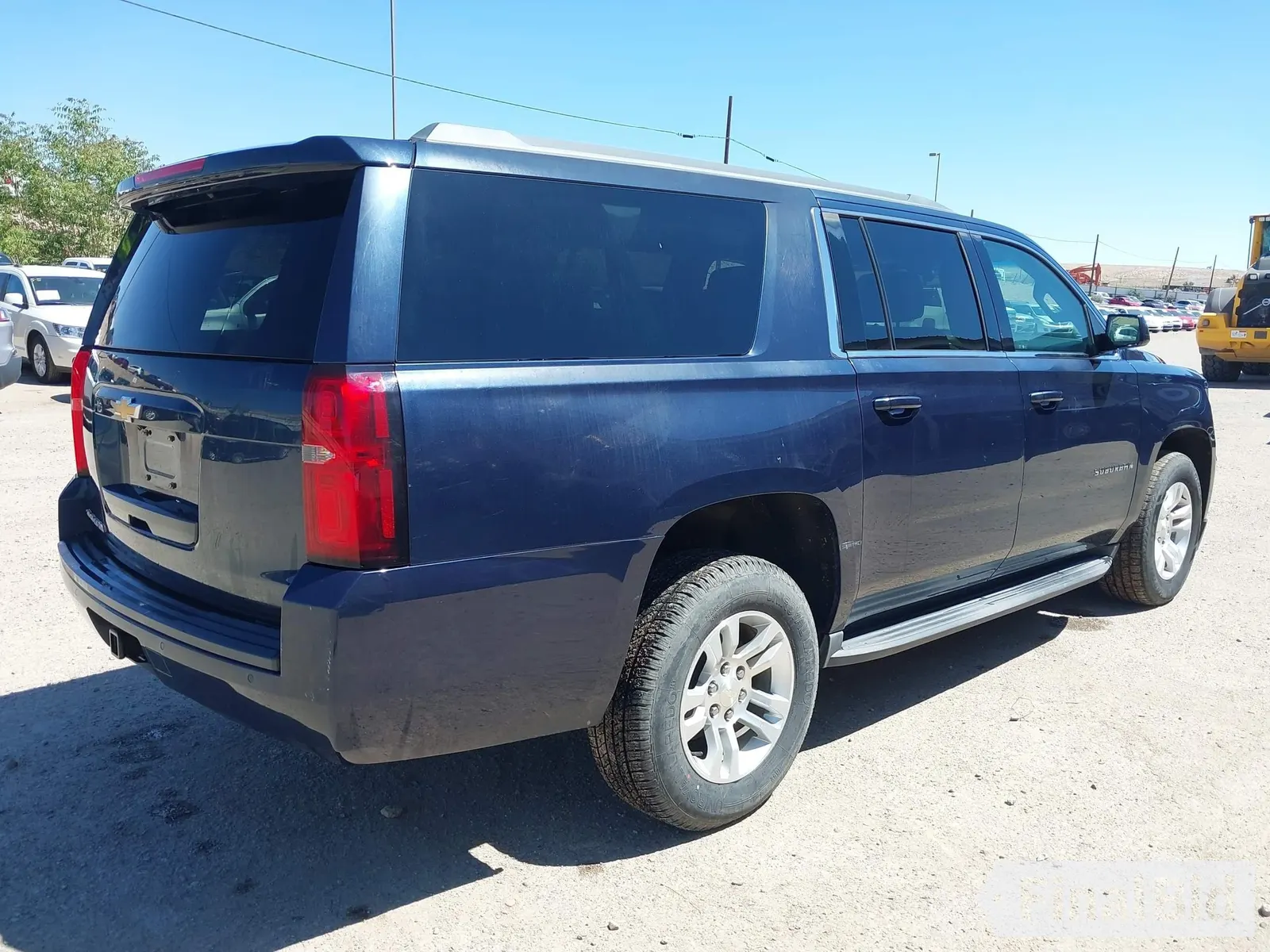 2017 Chevrolet Suburban LS