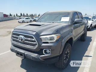 2017 Toyota Tacoma SR5