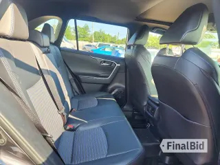 2020 Toyota RAV4 Hybrid XSE