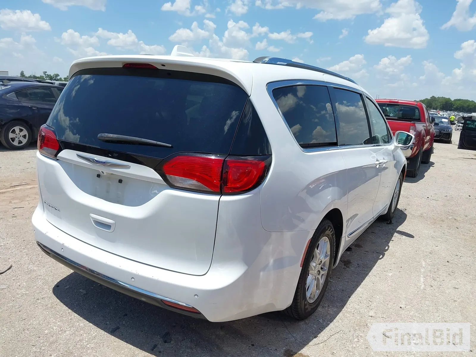 2020 Chrysler Pacifica Touring L