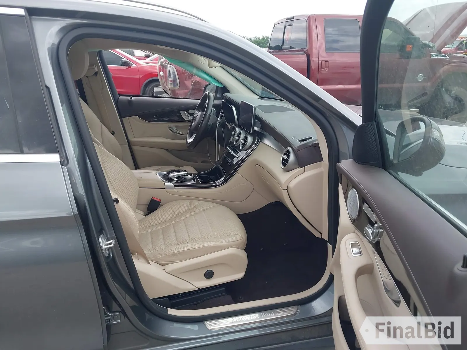 2016 Mercedes-Benz GLC 300