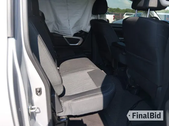2019 Nissan Titan SV
