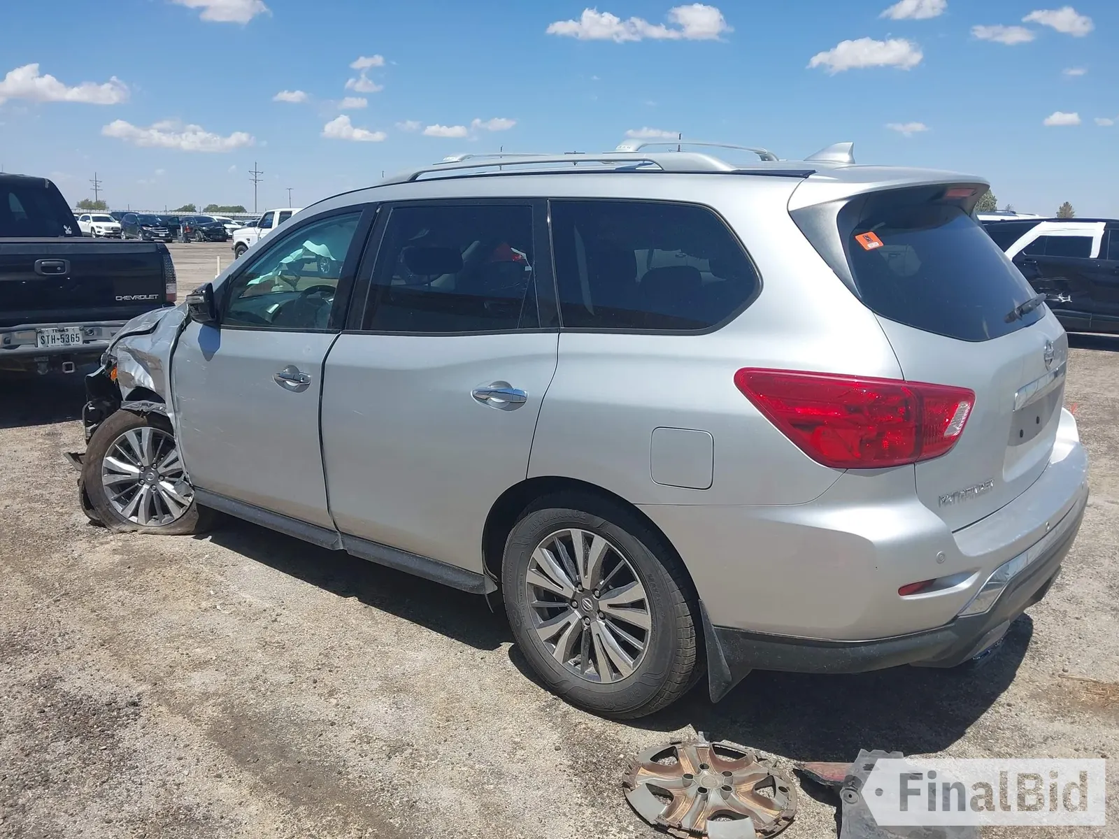 2020 Nissan Pathfinder S