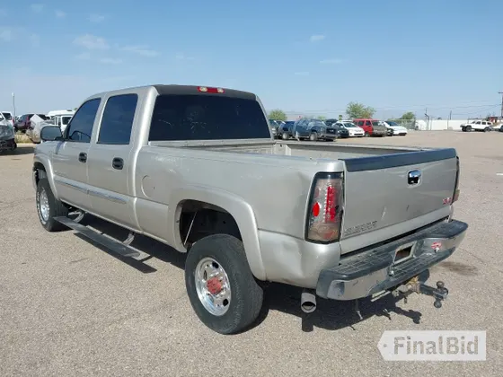 2004 GMC Sierra 2500HD Work Truck