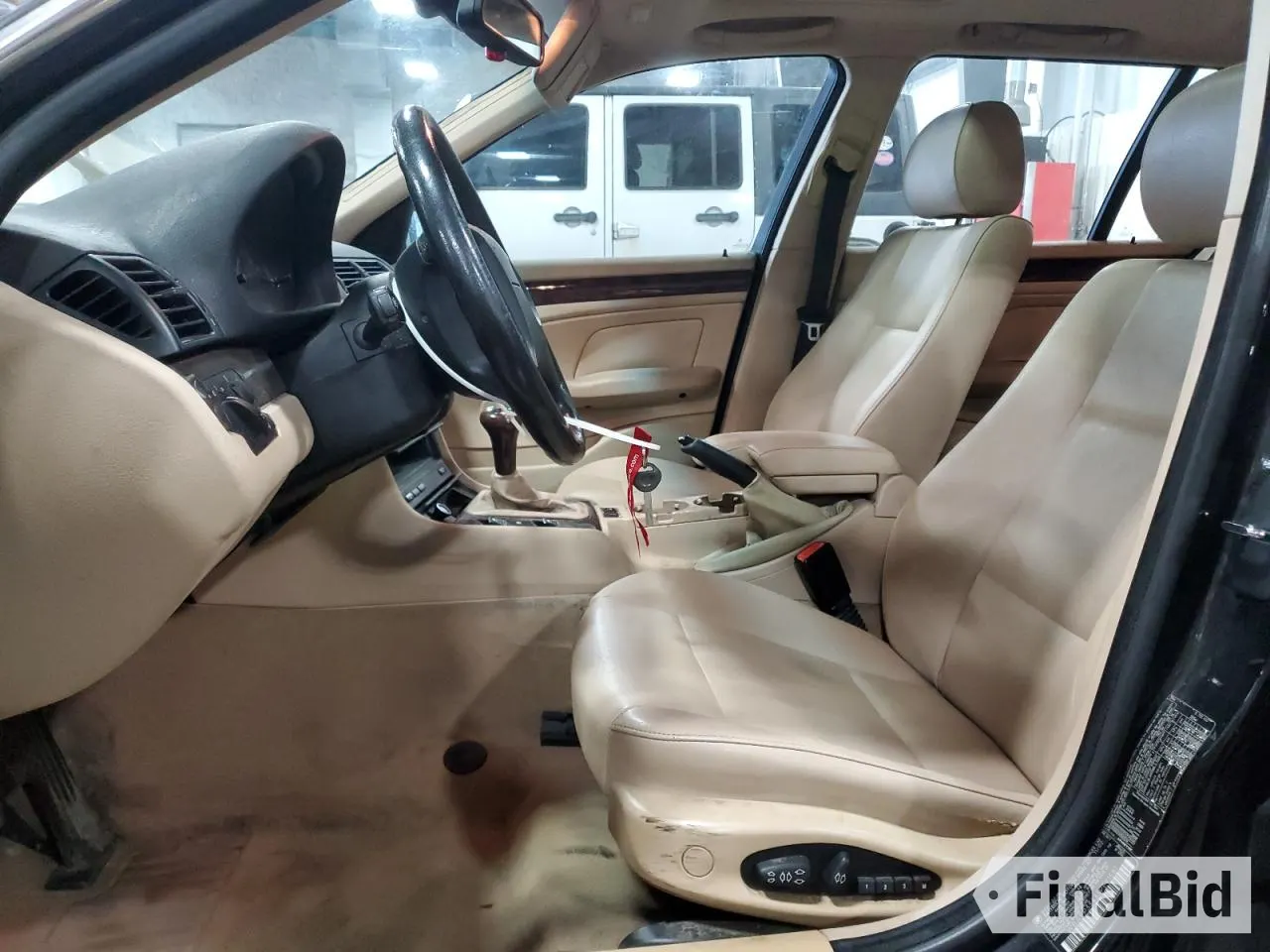 2003 BMW 3 Series 325xi