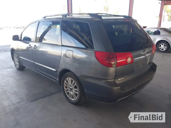 2008 Toyota Sienna XLE