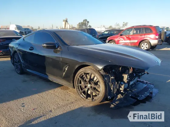 2025 BMW 8 Series 840i
