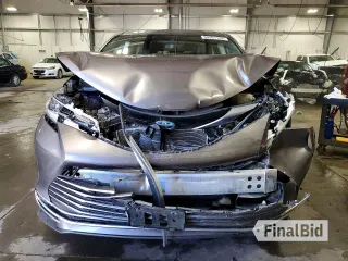 2021 Toyota Sienna Platinum