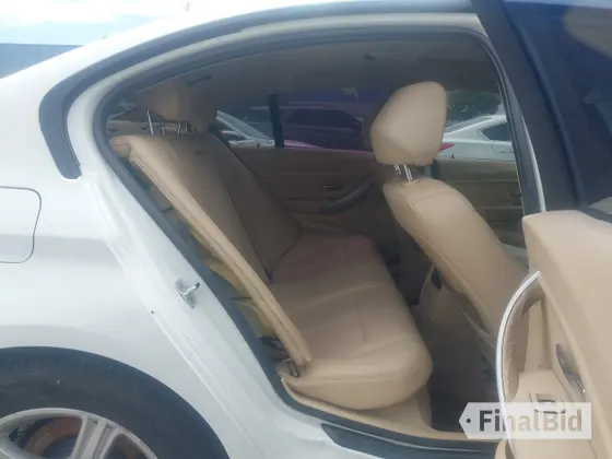 2012 BMW 3 Series 328i