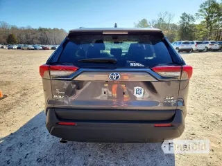2021 Toyota RAV4 Hybrid XLE Premium