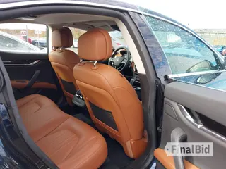 2022 Maserati Ghibli Modena Q4