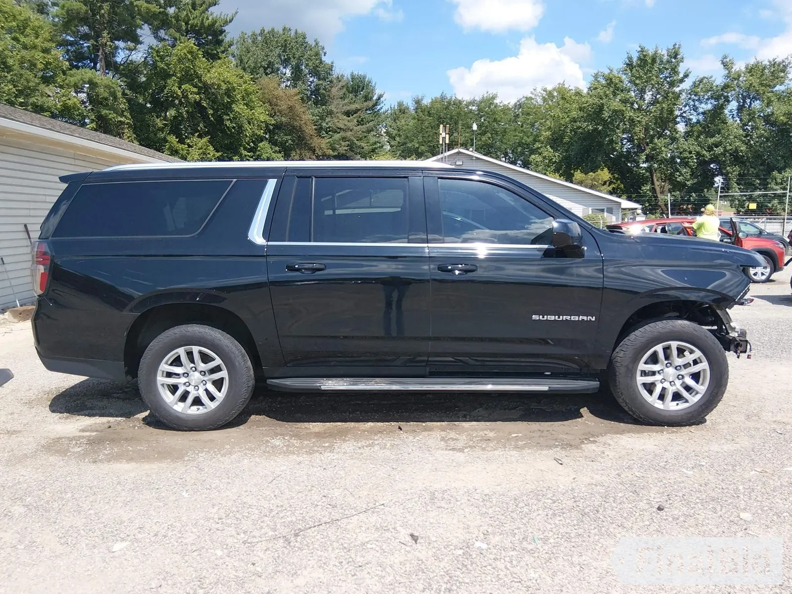 2022 Chevrolet Suburban LT