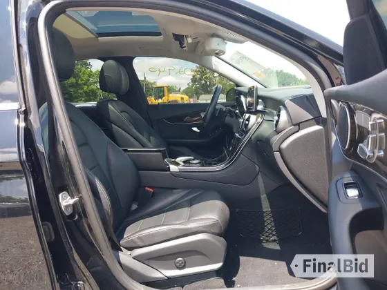 2016 Mercedes-Benz GLC 300