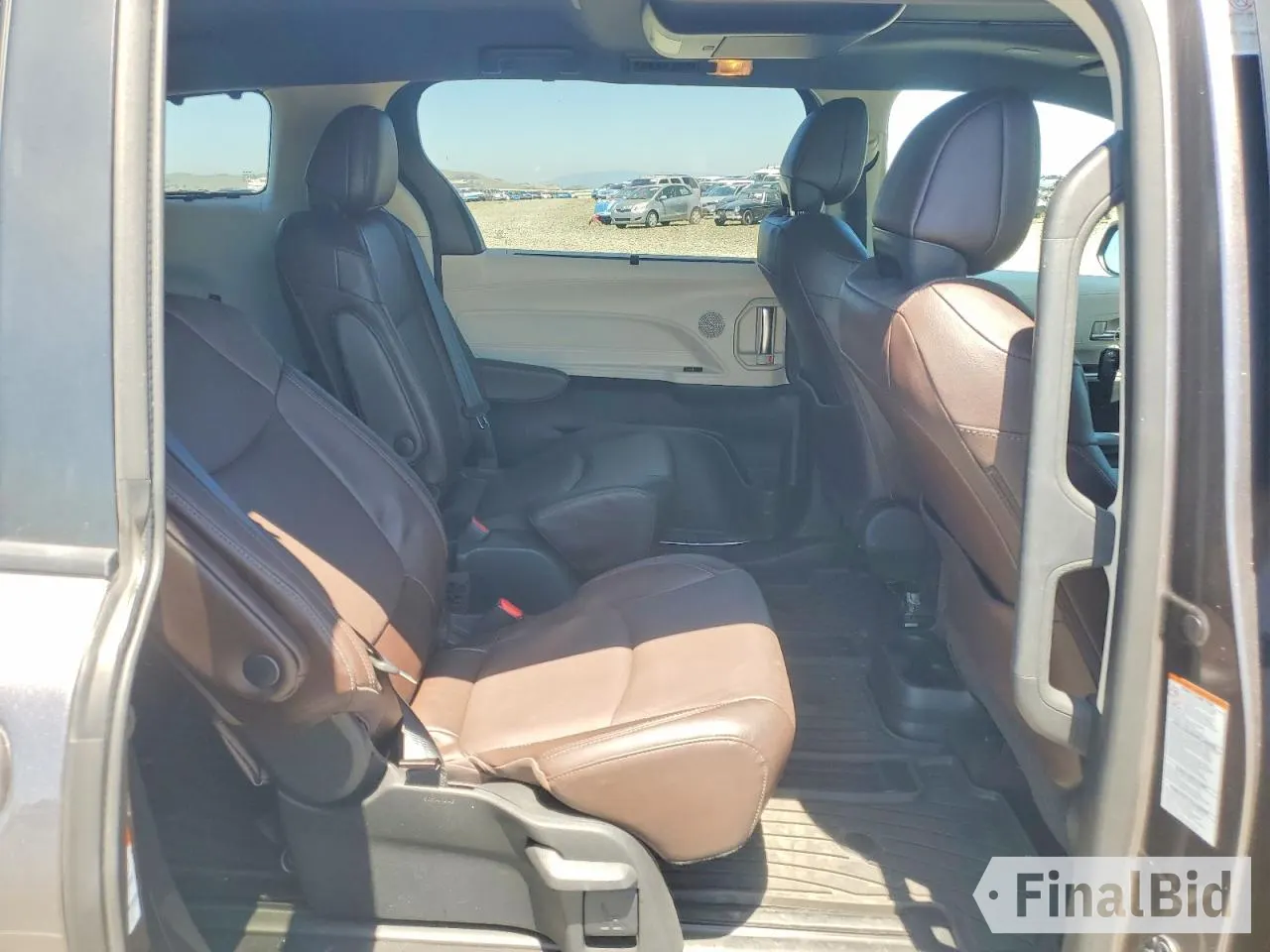 2021 Toyota Sienna Platinum