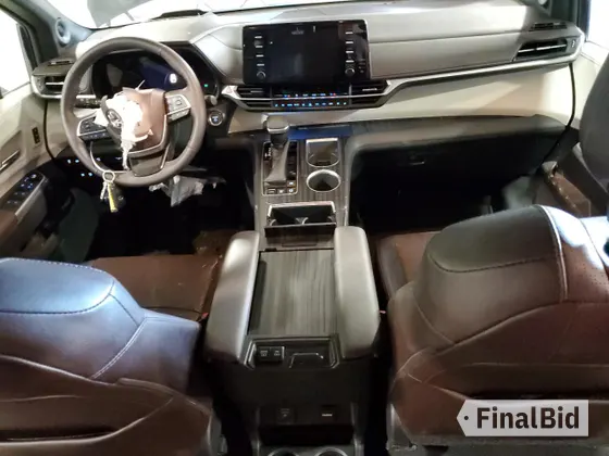 2021 Toyota Sienna Limited