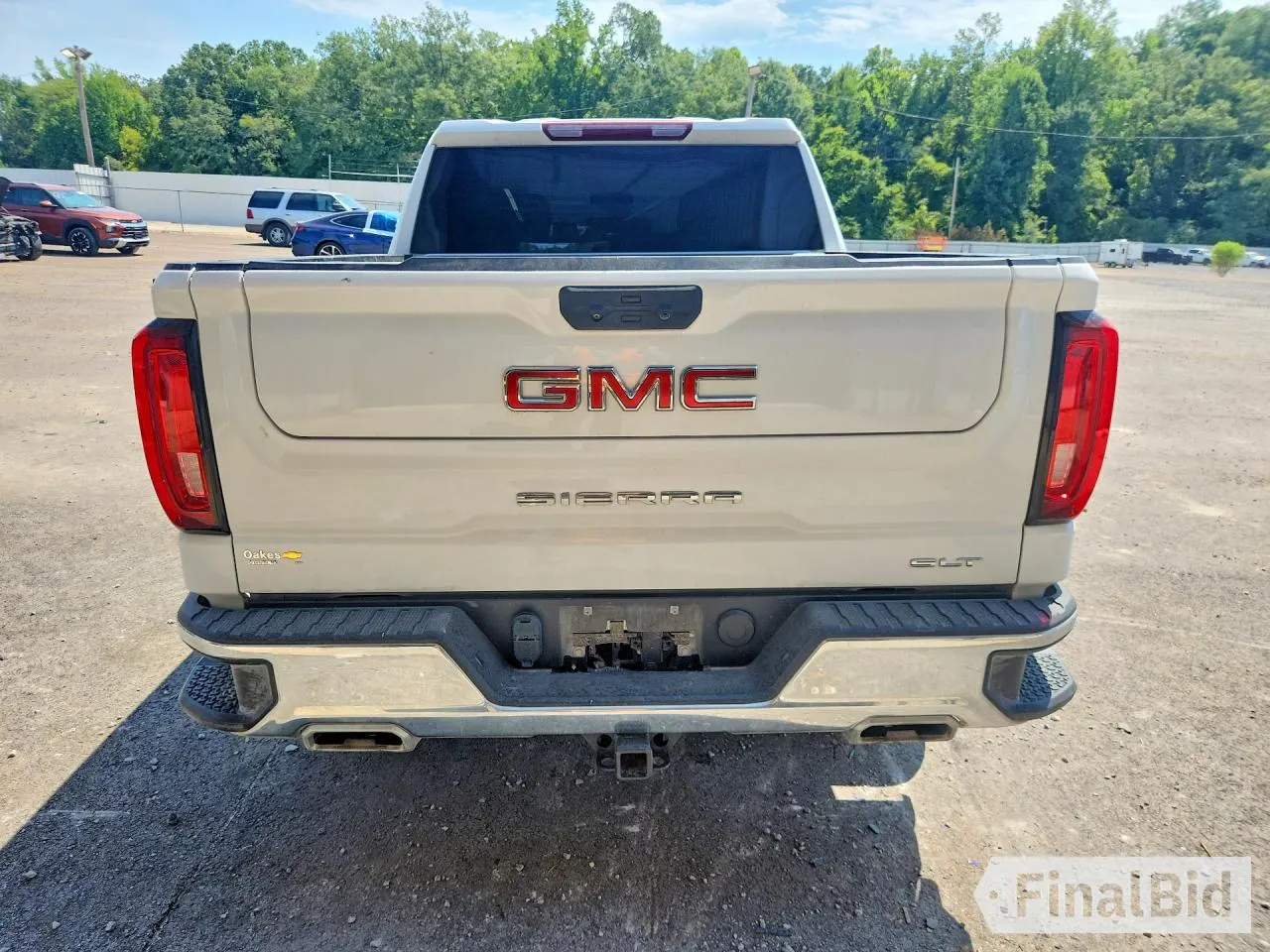 2025 GMC Sierra 1500 SLT