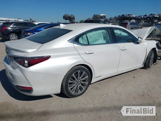2021 Lexus ES 300h