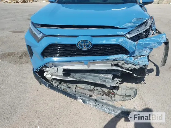 2022 Toyota RAV4 Hybrid SE