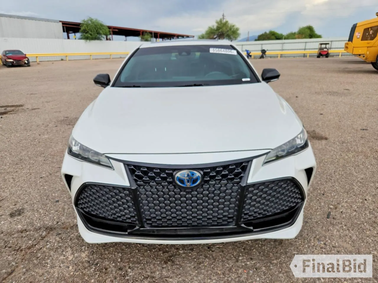 2021 Toyota Avalon Hybrid XSE