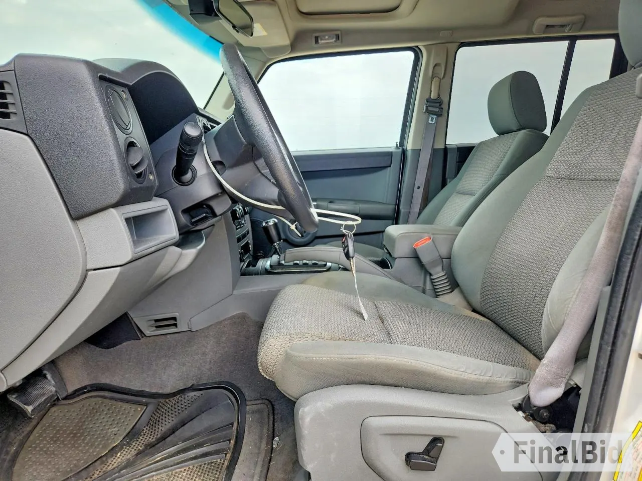 2007 Jeep Commander Sport