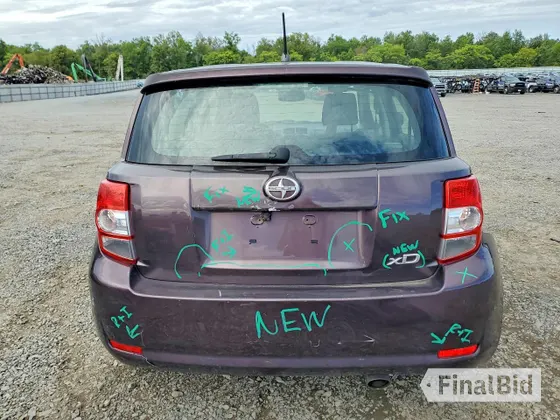 2010 Scion xD